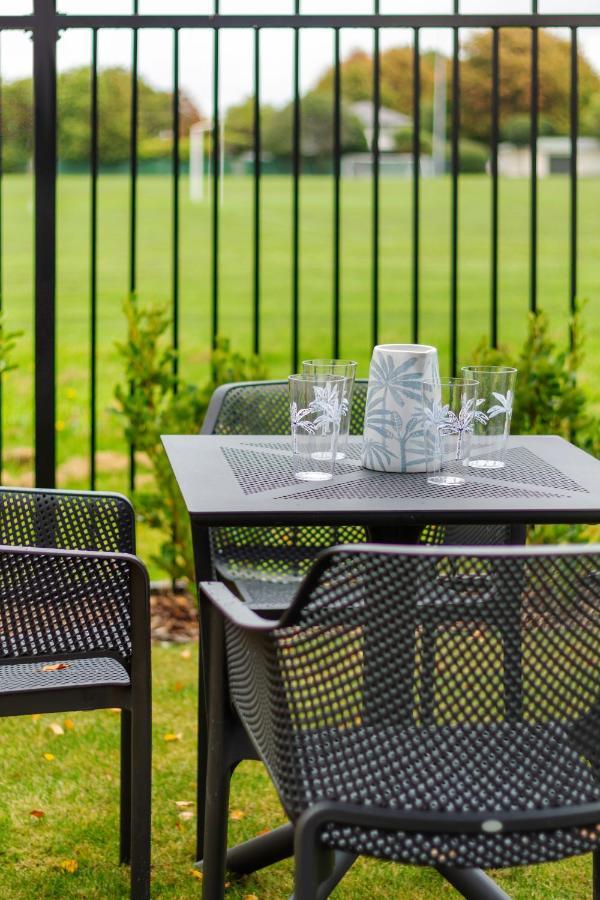 Ferienwohnung Peaceful Park View Townhouse 2 Bed W/Carpark Christchurch Exterior foto