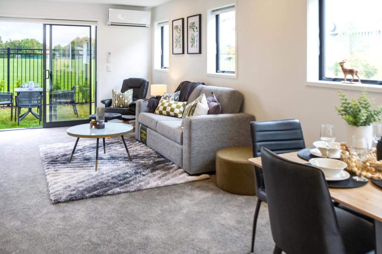Ferienwohnung Peaceful Park View Townhouse 2 Bed W/Carpark Christchurch Exterior foto
